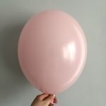Нежно-розовые воздушные шарики